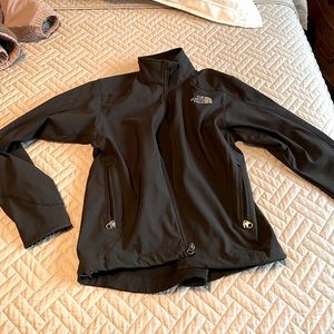 North Face Women’s Softshell Full-Zip Jacket Size XS